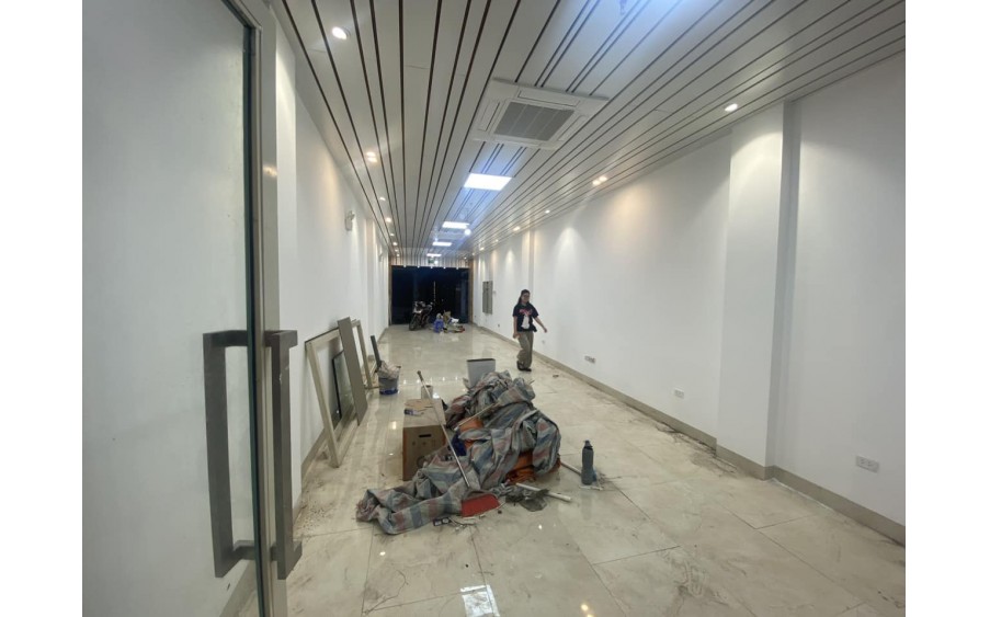 CHO THUÊ MẶT BẰNG KD NGÕ Ô TÔ TRÁNH TRƯƠNG ĐỊNH, 100M2, 6.5 TẦNG, GIÁ 55 TRIỆU, 2 THANG MÁY CHẠY VÙ VÙ, KD ĐINHr